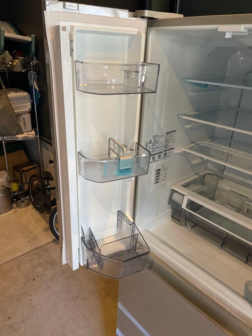 ⭐️ベジータしか勝たん6枚扉冷凍庫【高年式2024年式】東京都\神奈川県送料無料