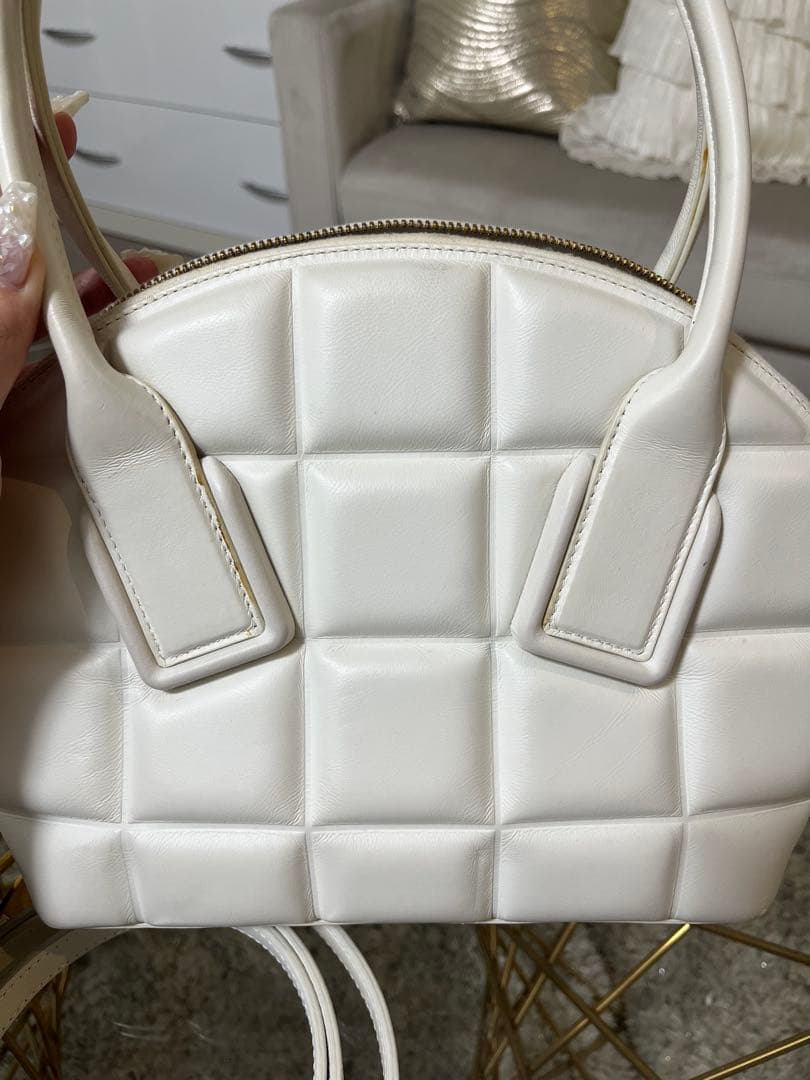 バッグ BOTTEGA VENETA BV SWOOP