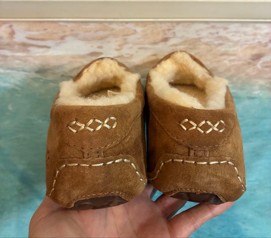 新品　UGG アグ　タゴタ　ローファー　モカシン　キャメルベージュ　24㎝