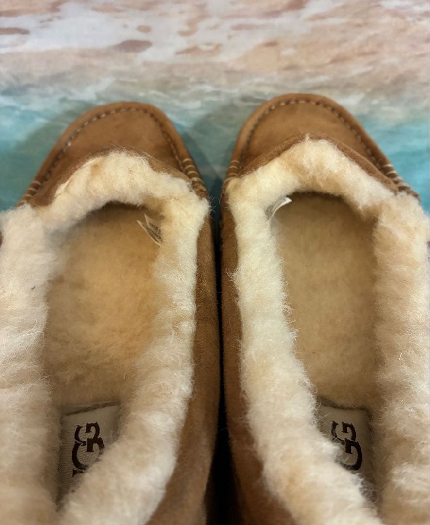 新品　UGG アグ　タゴタ　ローファー　モカシン　キャメルベージュ　24㎝