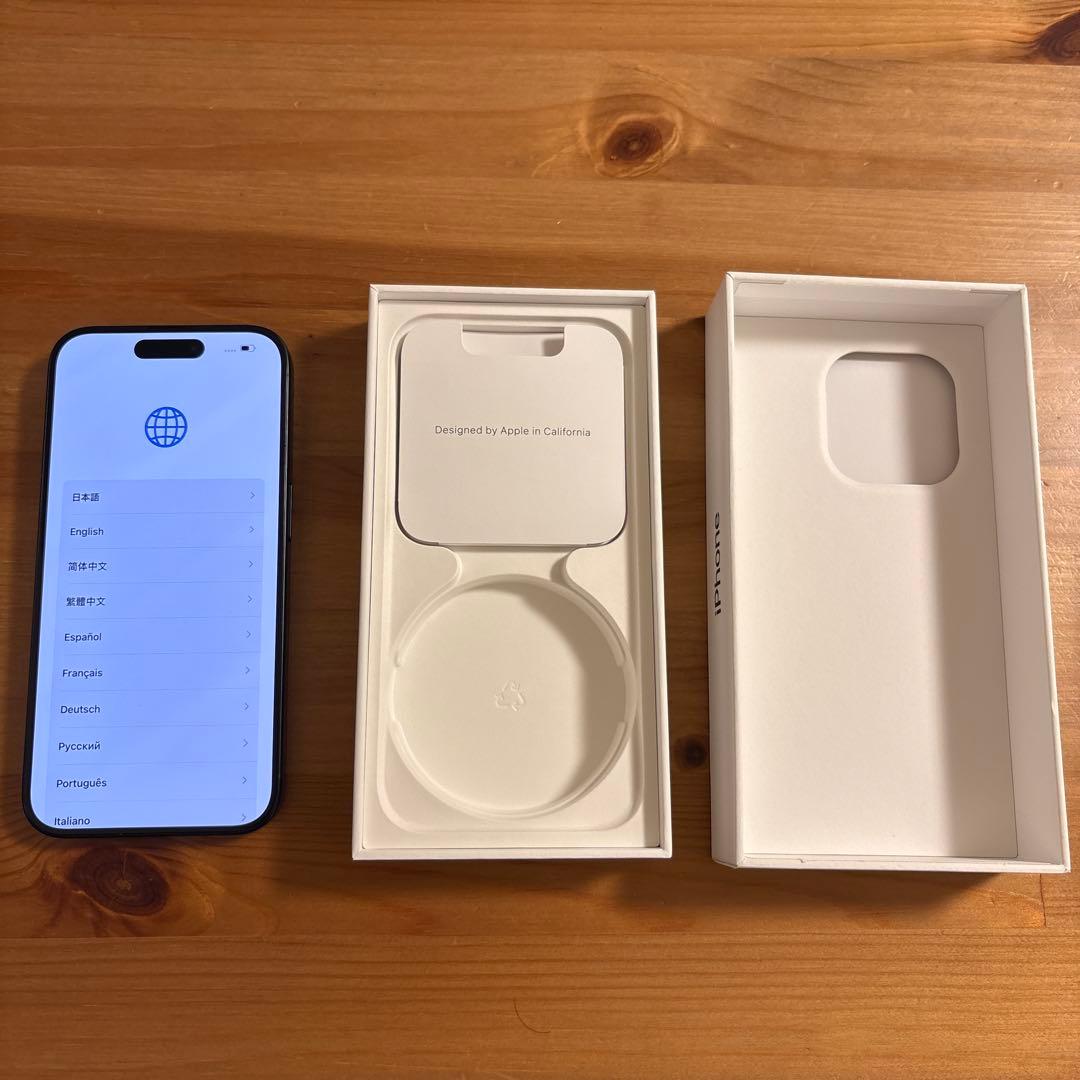 Apple iPhone 15 Pro （ジャンク品）