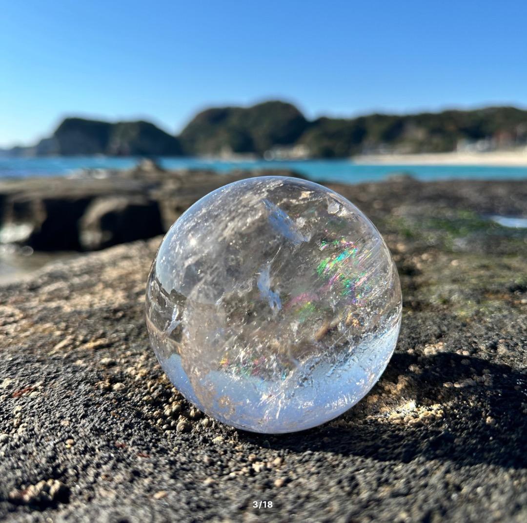 虹入り 水晶玉 【レムリアンクリスタル　スフィア】 台座付き