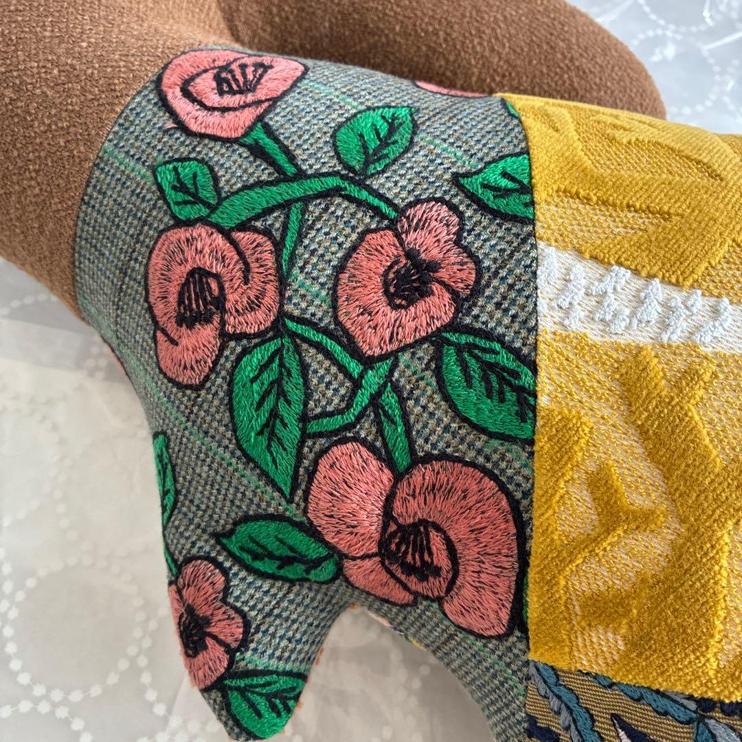 ミナペルホネン うさぎクッション　ballade mix 新品・未使用