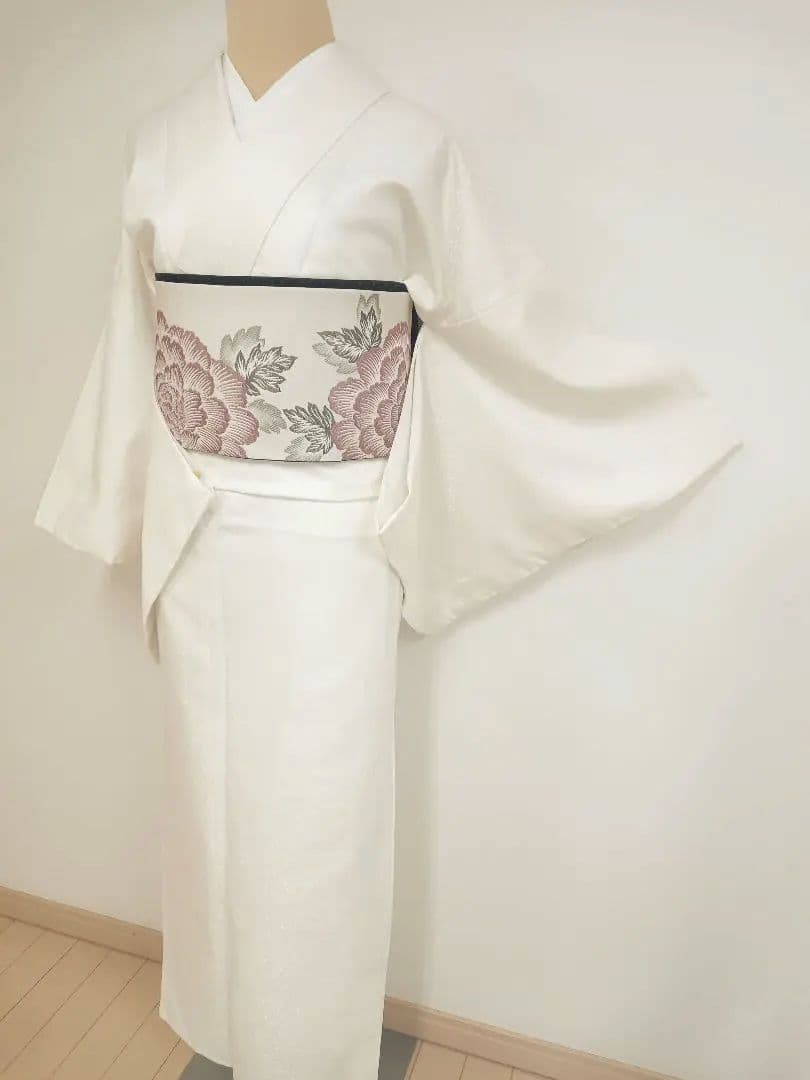 洗える色無地　花唐草地紋　オフホワイト　Lサイズ