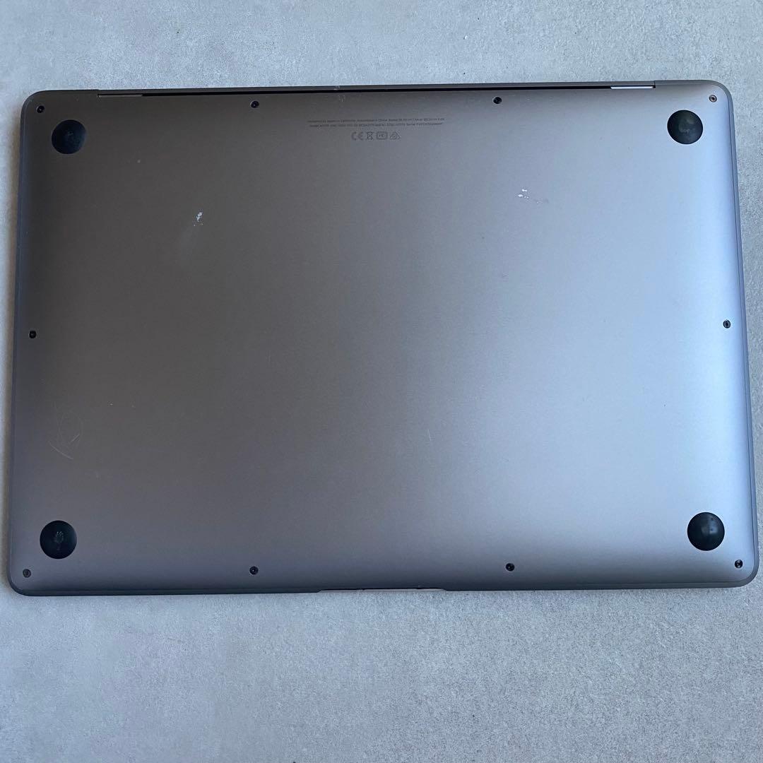 MacBook Air（13-inch,2020）8GB/256GB