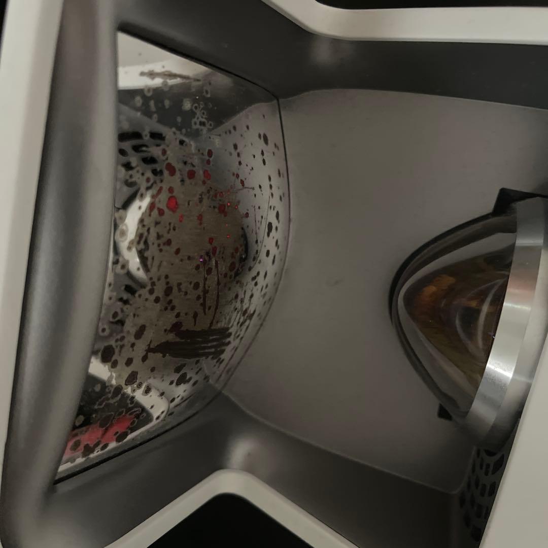 【中古】 LG HF65LS 超短焦点 LEDプロジェクター1000ルーメン