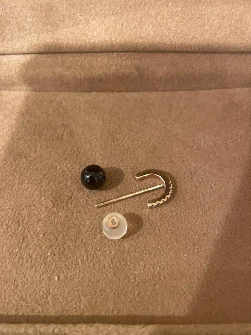 ヒロタカhirotaka オニキスダイヤピアス