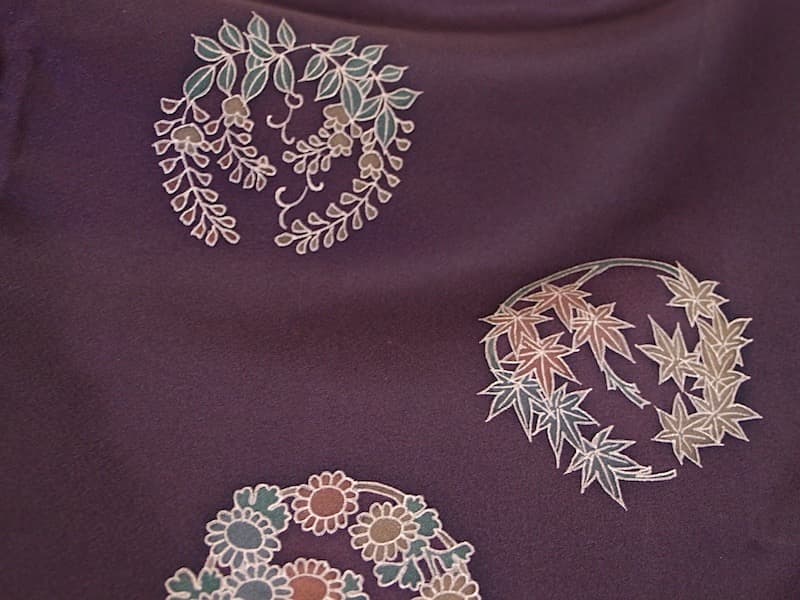 付下げ訪問着（花丸文、刺繍入）裄66 背紋なし 正絹美品