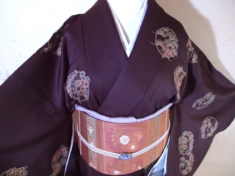 付下げ訪問着（花丸文、刺繍入）裄66 背紋なし 正絹美品