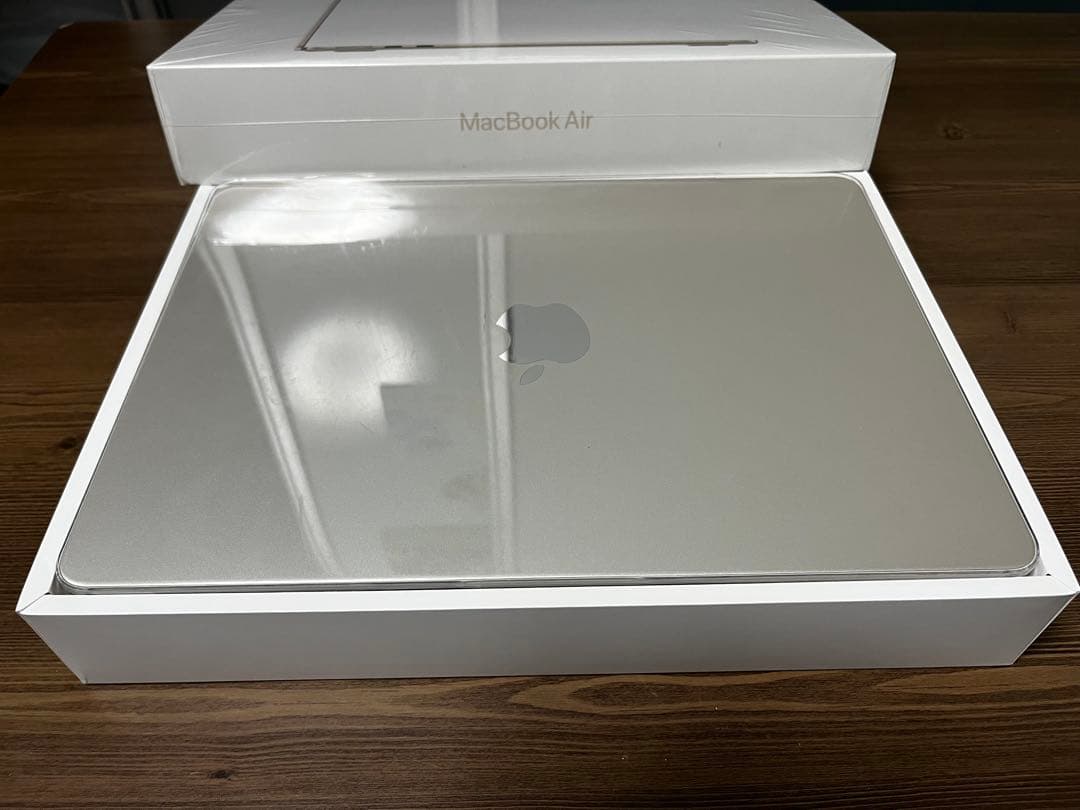 格安オマケ多数！MacBook air M2 大人気スターライト 当日発送！