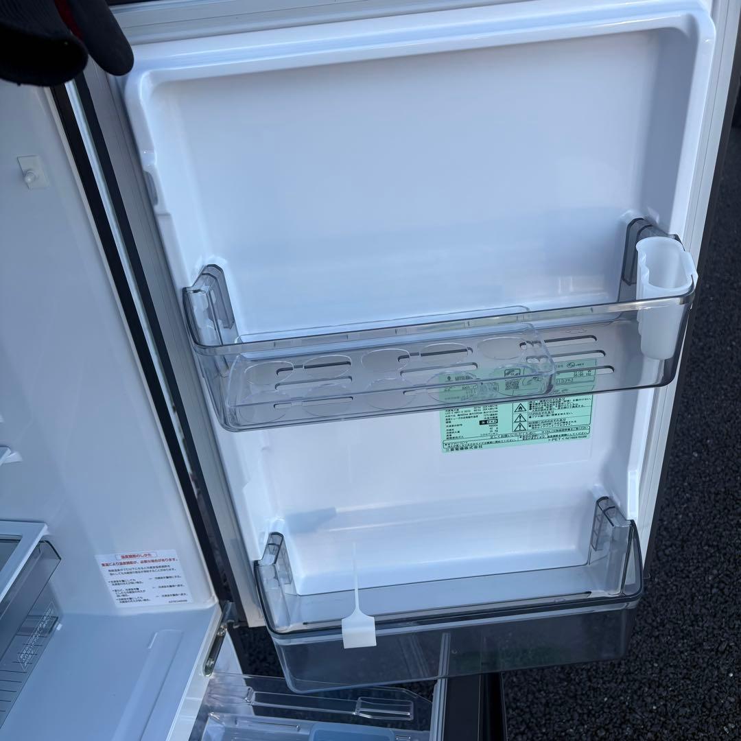 三菱2025年製146L冷蔵庫 マットチャコール 極美品 mr-p15k-h