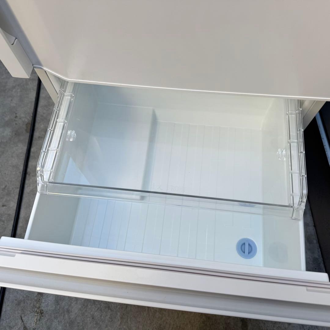 253⭐️2024年製美品★東芝　冷蔵庫　大型　3ドア　自動製氷　ホワイト