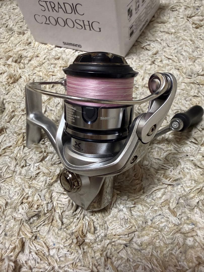 シマノ 19 ストラディック C2000SHG スピニングリール