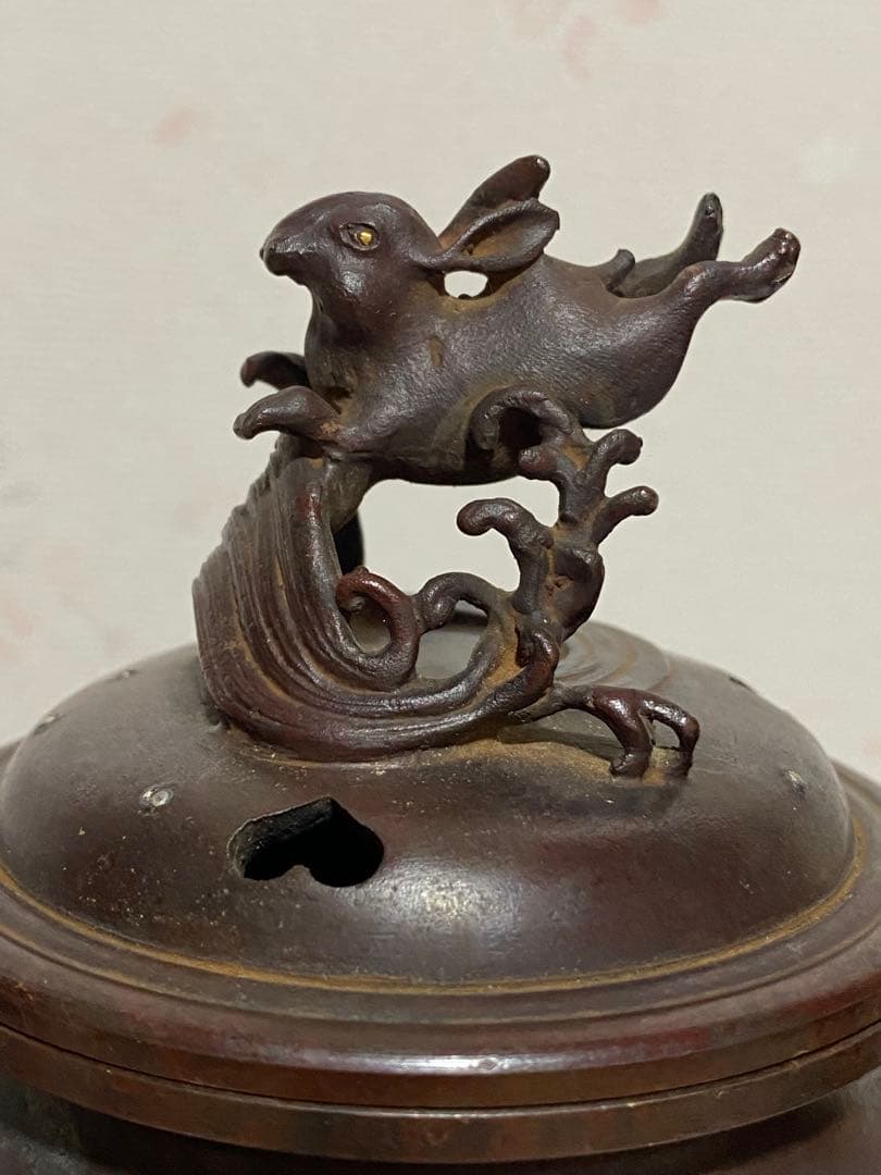 ♦蝋型細密鋳金 象嵌 波乗り兎 波千鳥文 波乗り龍足 香炉 唐金 美術品 骨董品