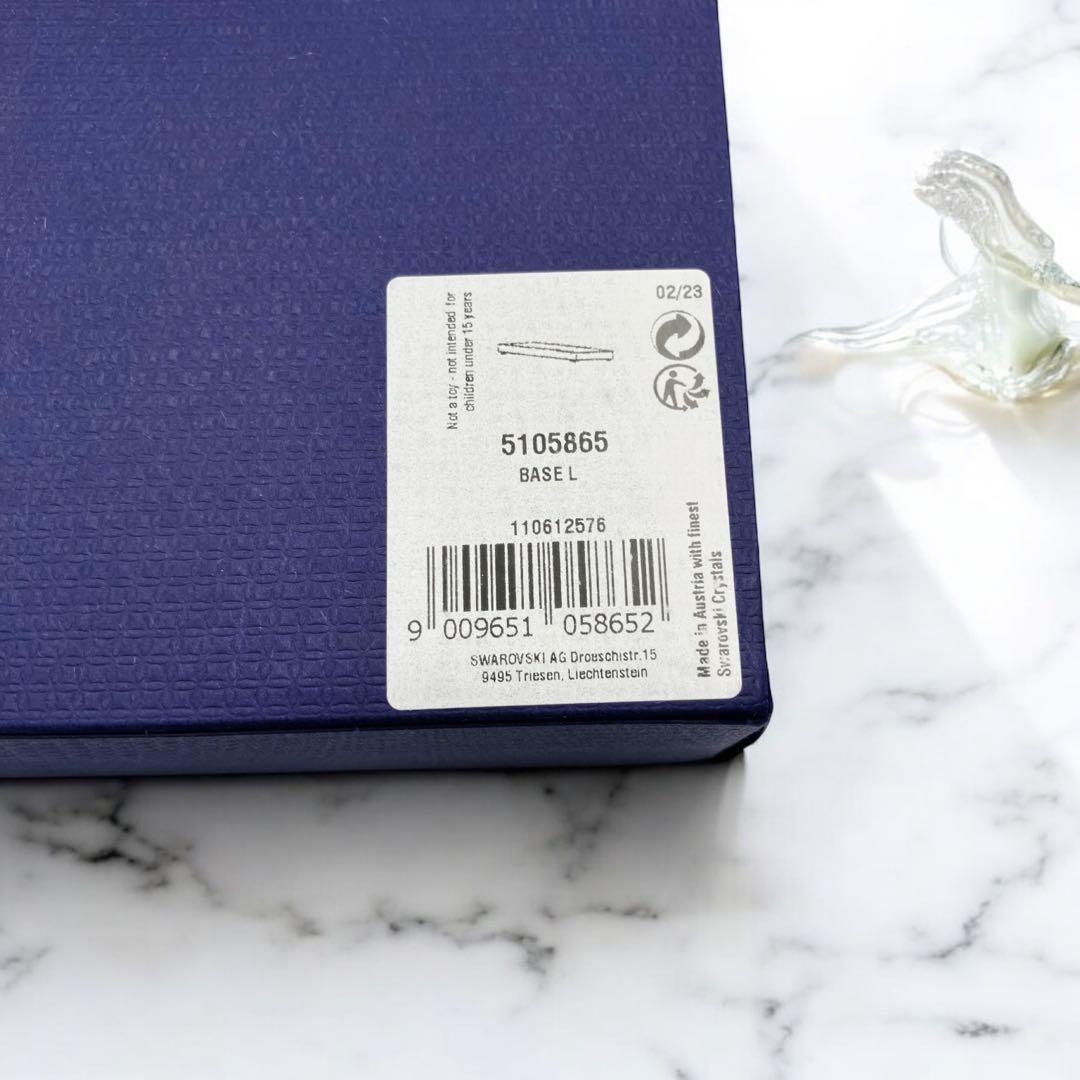未使用　SWAROVSKI アリエル　置物　台座付き　お買上証明書付　箱　希少品