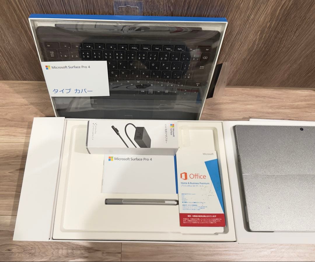 Microsoft Surface Pro 4タブレット キーボード付き