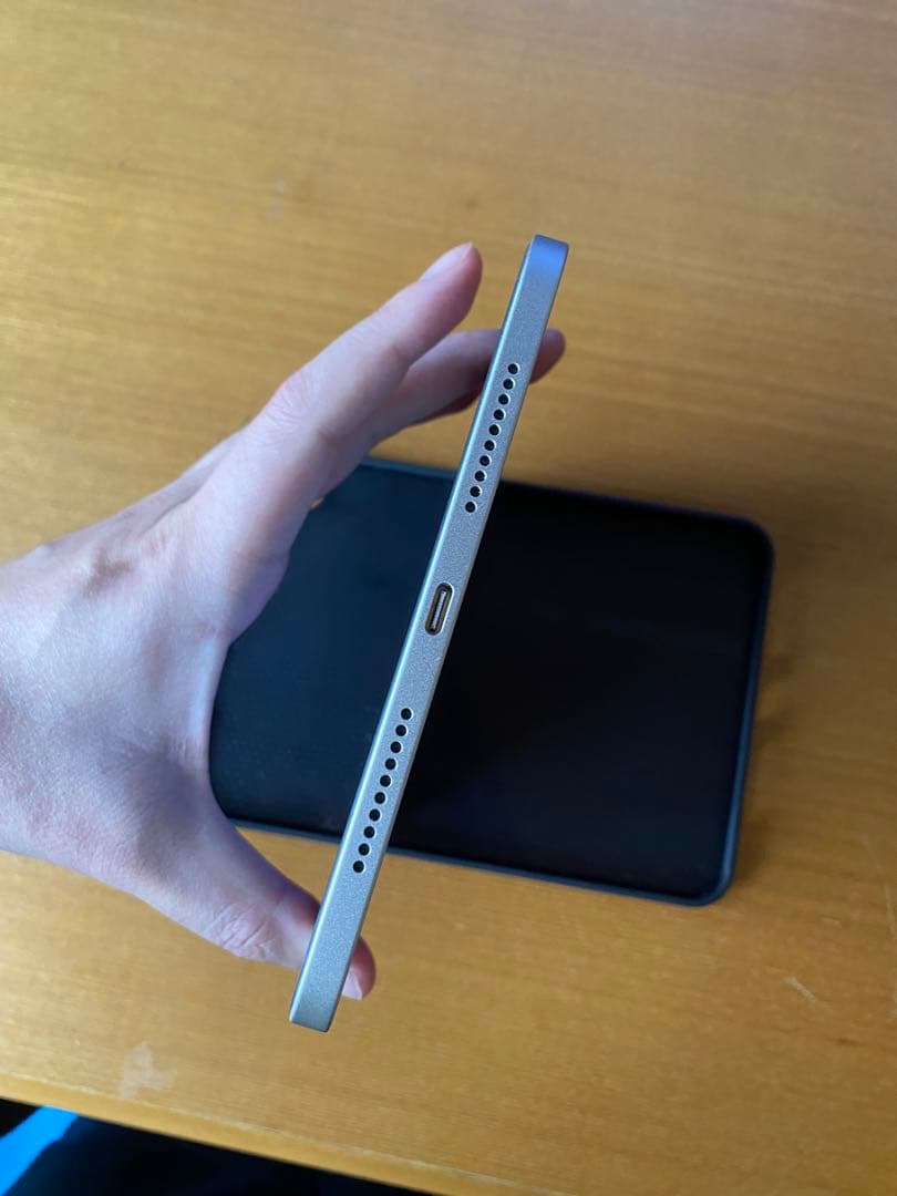 iPad mini 第6世代 Wi-Fi 64GB スターライト