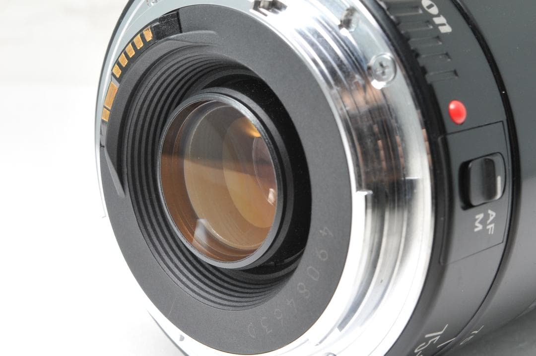 超望遠レンズ⭐️Canon EF 75-300mm F4-5.6 USM