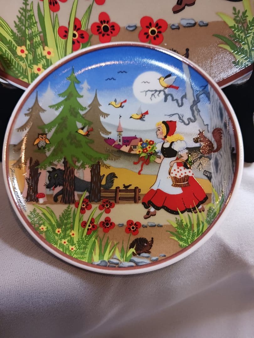 ✨ドイツ製グリム童話絵皿 　４枚　豆皿1枚プレゼント✨