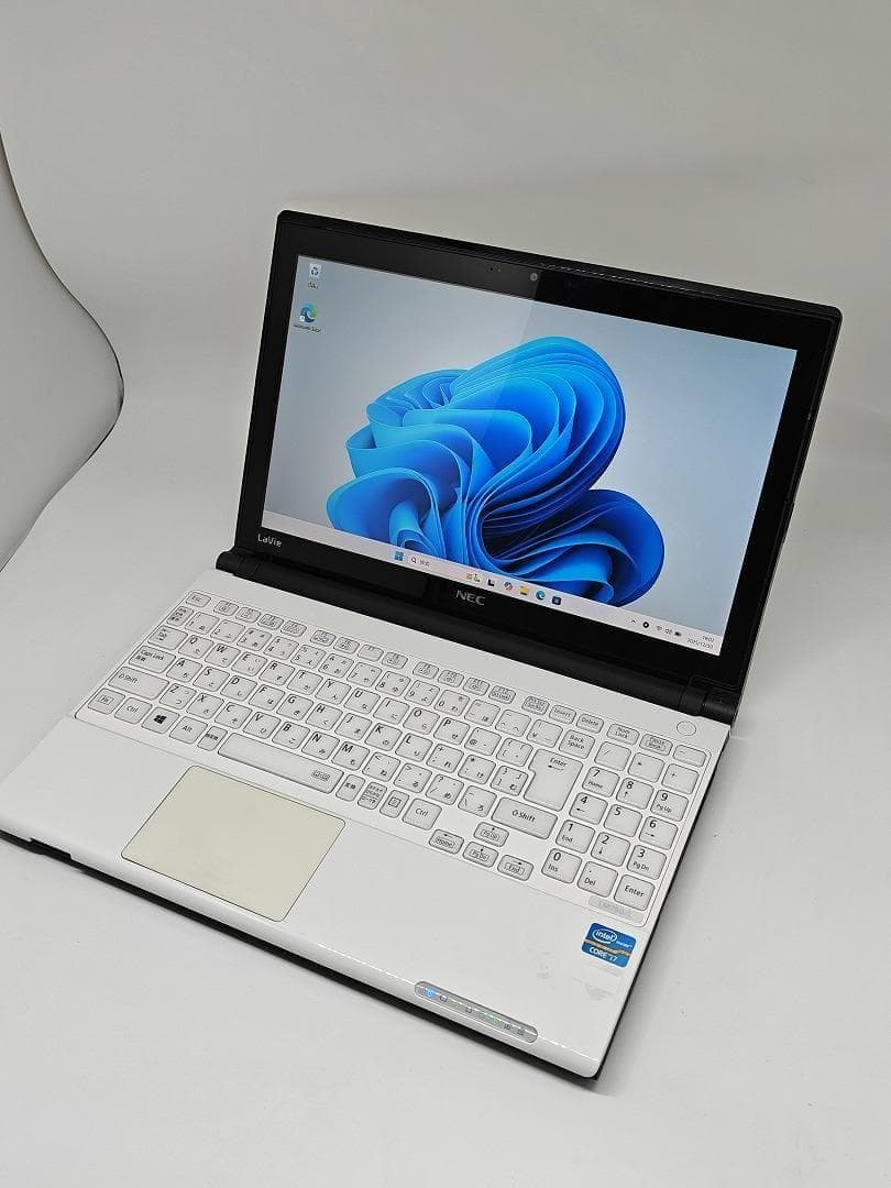 【NEC】爆速 Corei7/新品SSD256GB 13.3 ノートパソコンF2