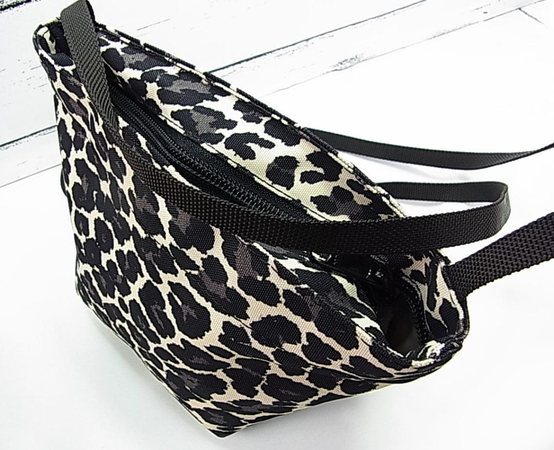 正規極美品エルベシャプリエMINI CABASレオパードショルダーバック　XS