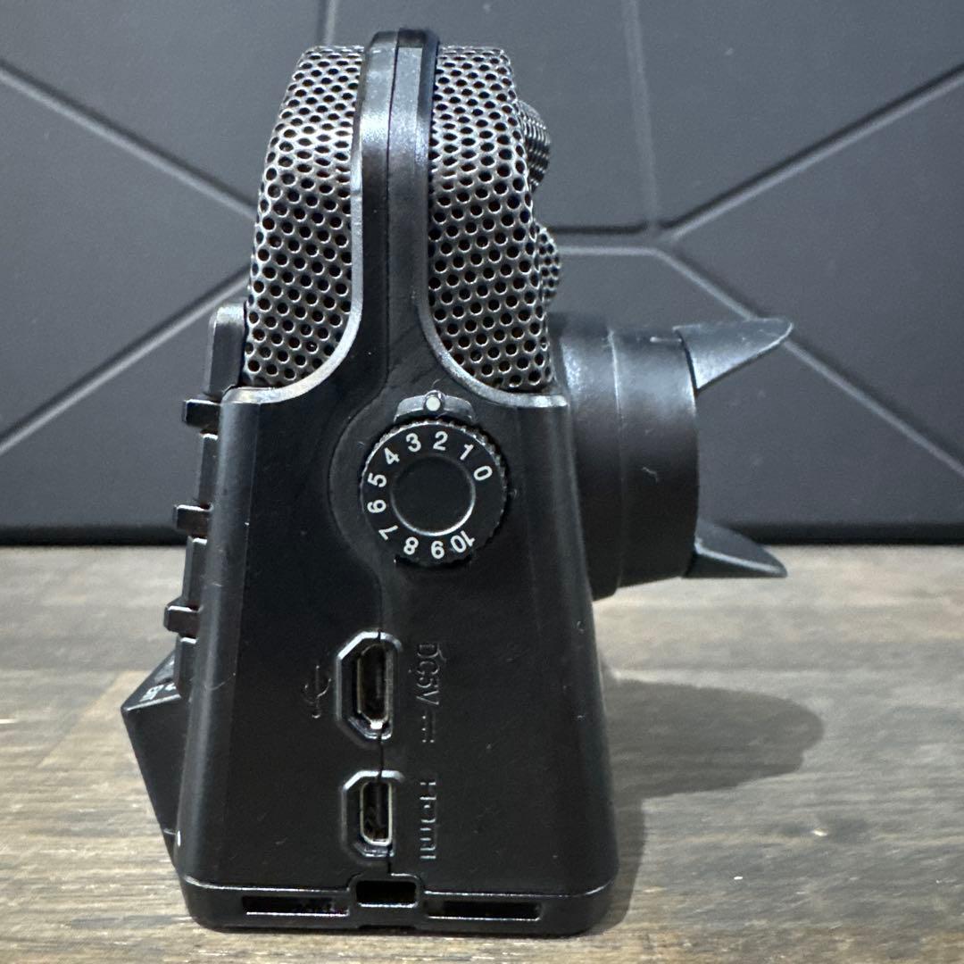 ハンディビデオレコーダー ZOOM Q2n 4K