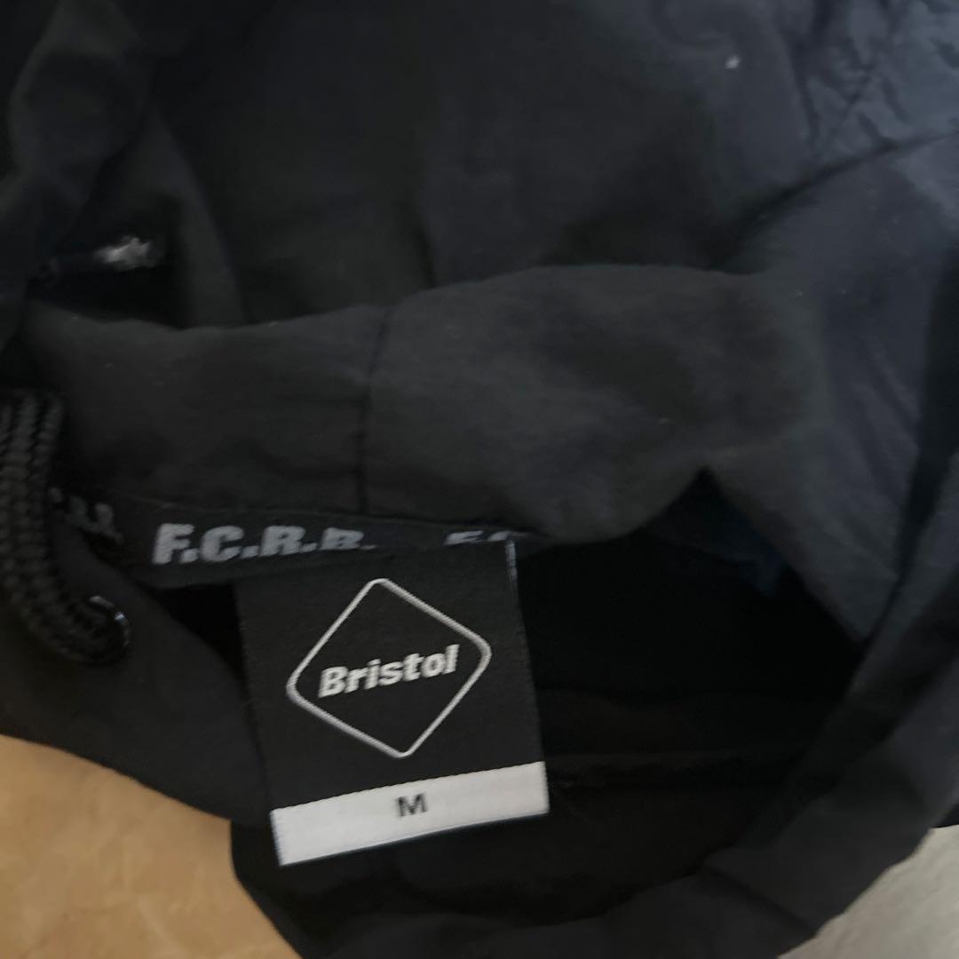 FCRB×soph.ナイロンパーカー