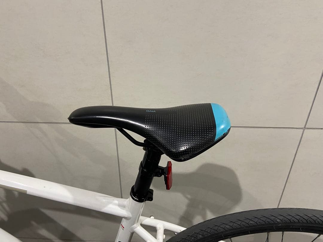 BIANCHI c-sport2 DISCクロスバイク　ビアンキc-sport1