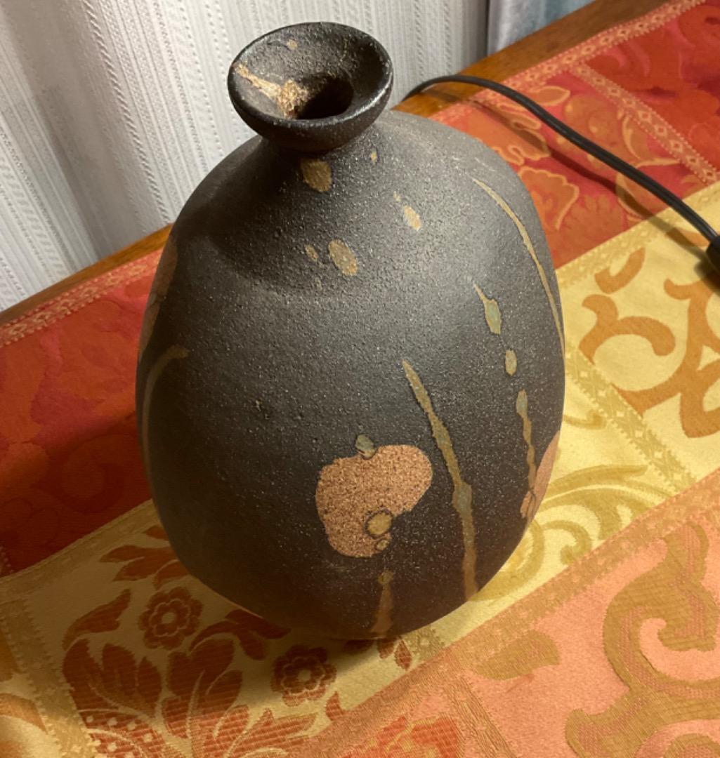 鈴木量作　灰釉流描点紋扁壺　箱書き、とも箱、黄布付き