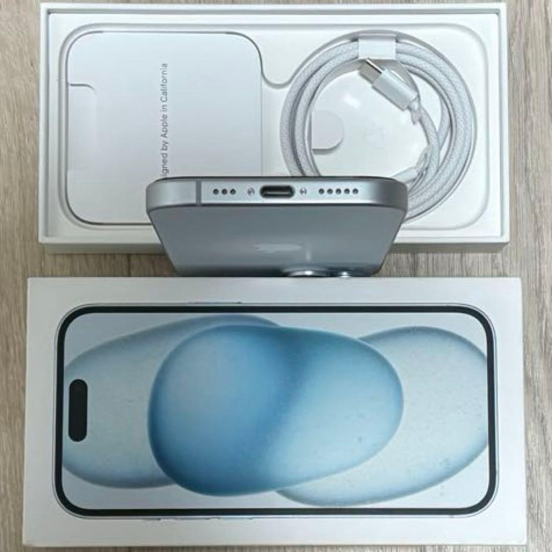 未使用近いバッテリー容量100% iPhone15 128GB SIMフリー本体