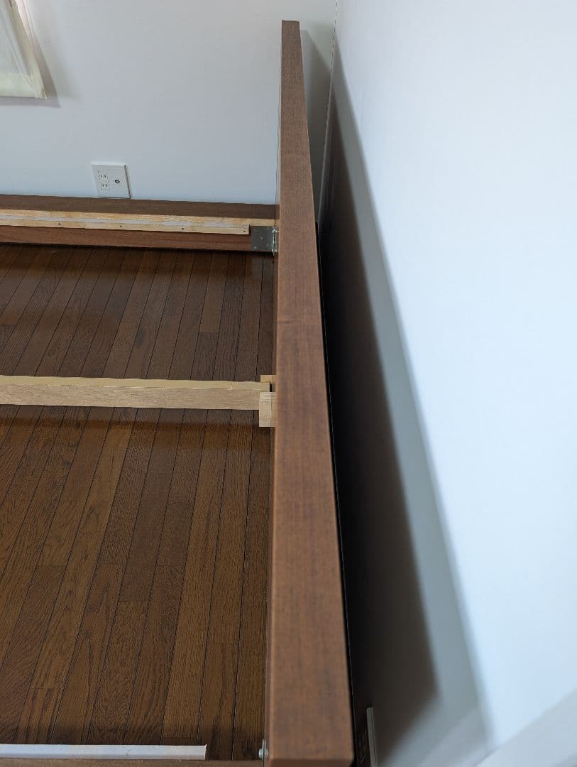 【美品】アクタスFBロータイプベッド フレームウォールナット クイーンサイズ