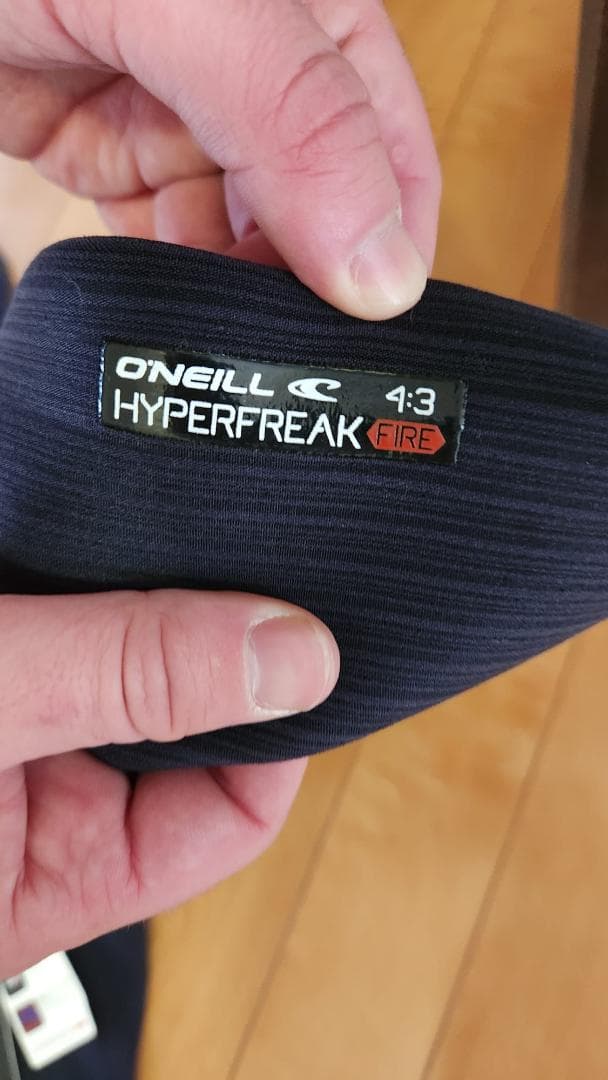 O'Neill Hyperfreak 4/3mm チェストジップ フル