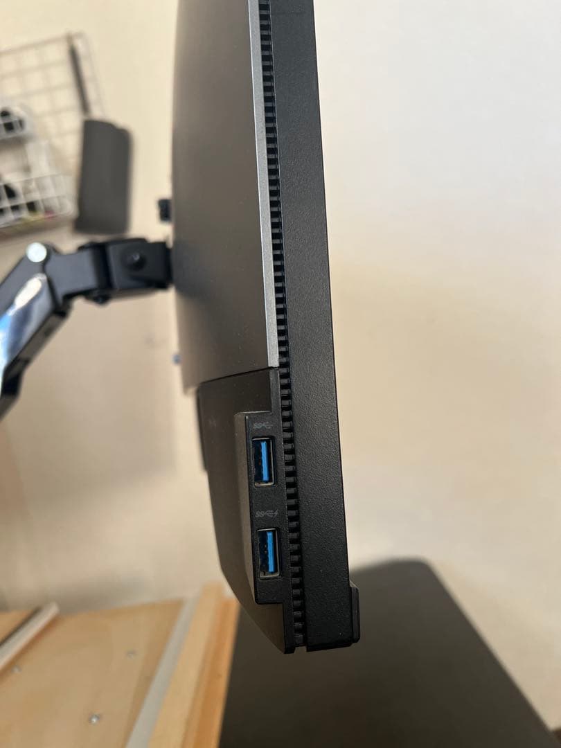 DELL モニター HDMI/USB/DisplayPort対応