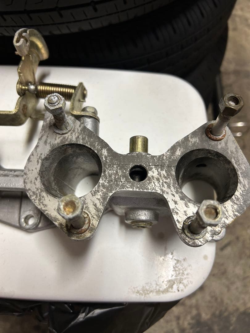 トヨタ純正 2T-G インマニ インテークマニホールド ソレックス SOLEX