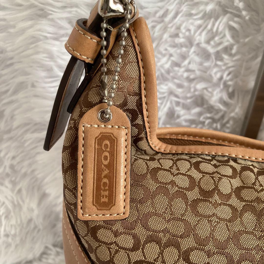 COACH コーチ ワンショルダー ハンドバッグ　ハーフムーン シグネチャー