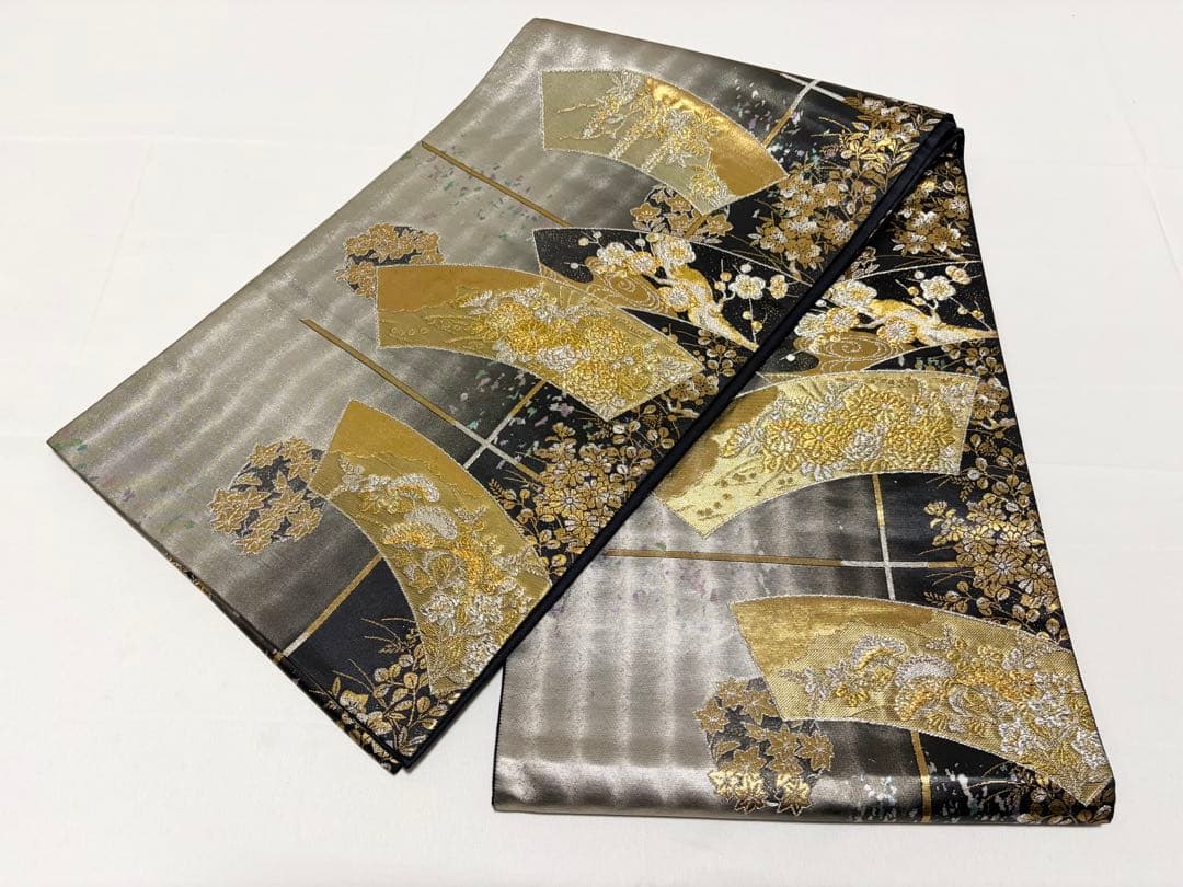 A 扇散し文 花々 金銀糸 引箔 黒地 正絹 六通 袋帯 フォーマル O112