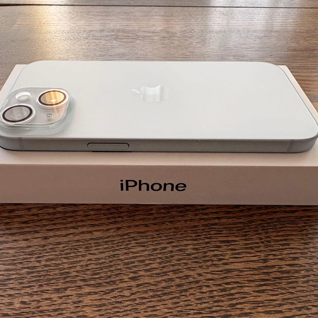 【美品】Apple iPhone 15 256GB SIMフリー