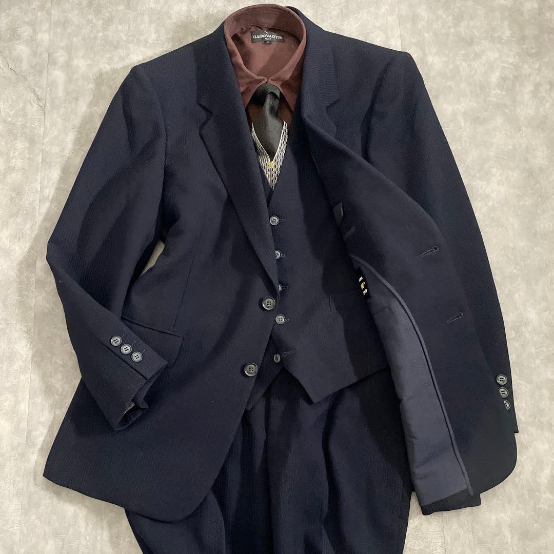 極上高級イギリス製3ピーススーツ × GIANNI VERUSACEネクタイ