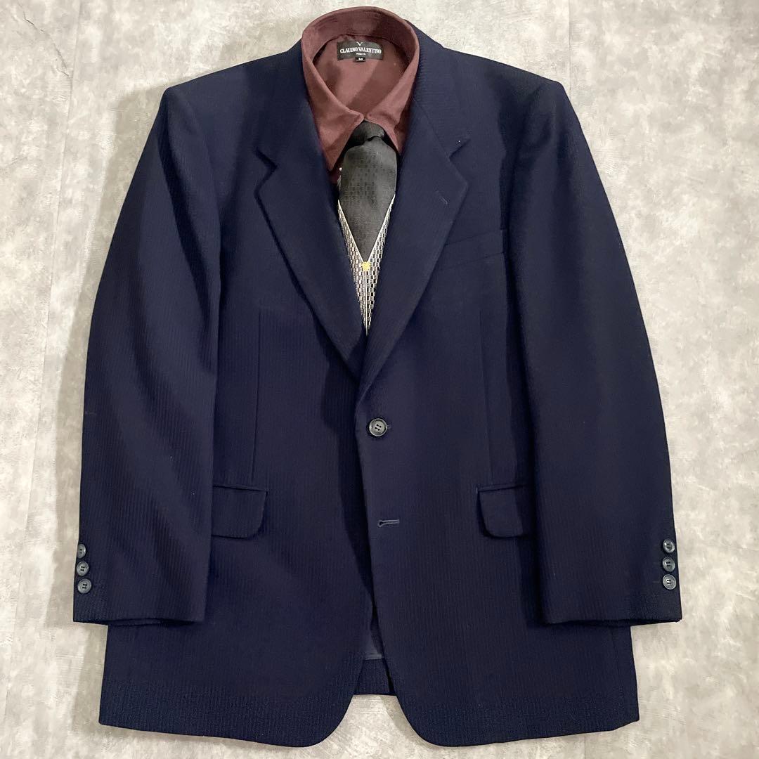 極上高級イギリス製3ピーススーツ × GIANNI VERUSACEネクタイ