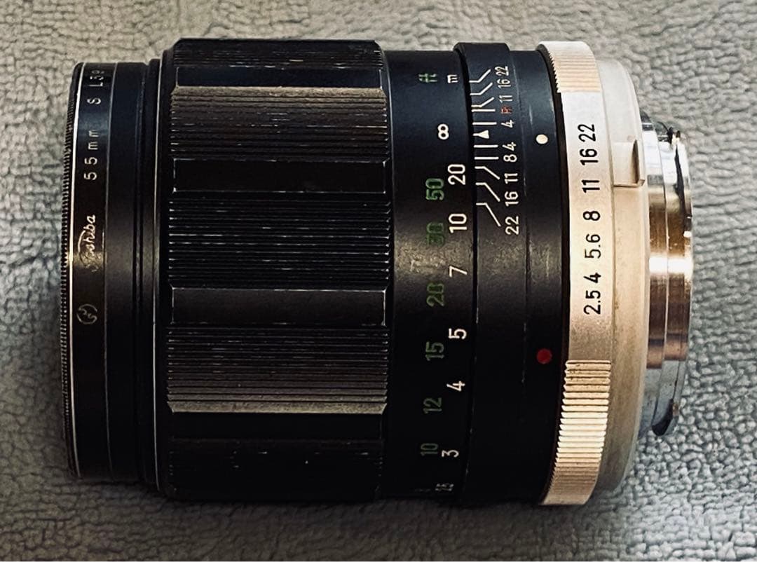 フイルム一眼レフカメラMinolta SR-1S , 100mm望遠レンズ付き