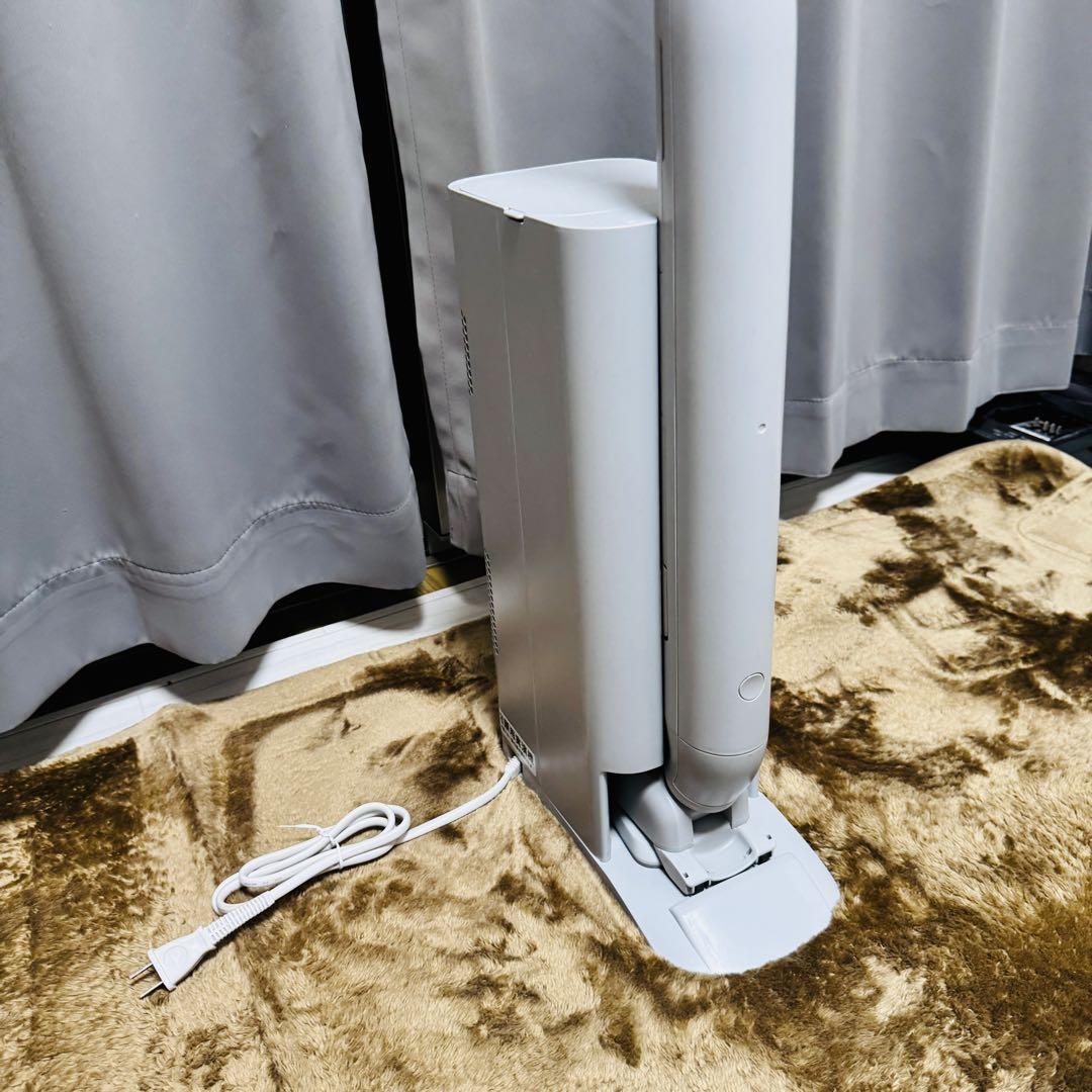 Panasonic パナソニック コードレス掃除機　MC-NS70F