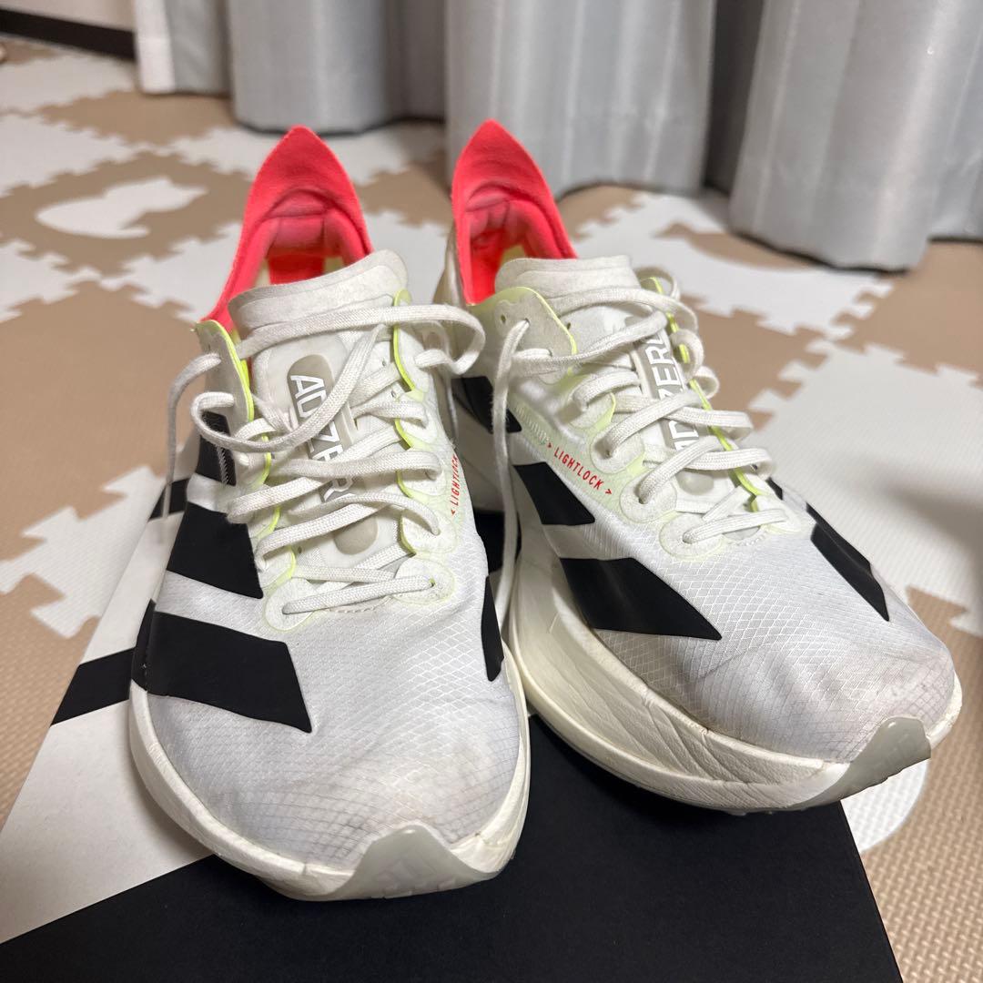 【値下げ中】アディオスプロ4 28.0 白×黒