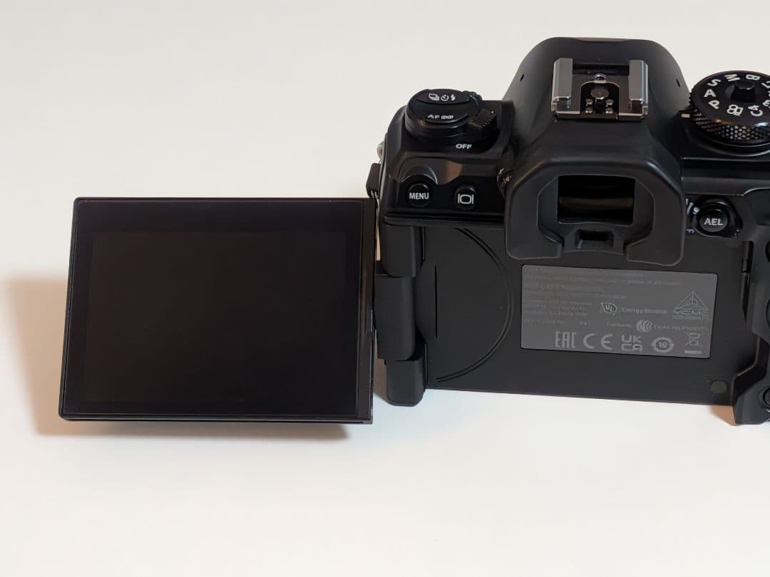 ショット数極小美品︰OM SYSTEM OM-1 ミラーレス一眼カメラ