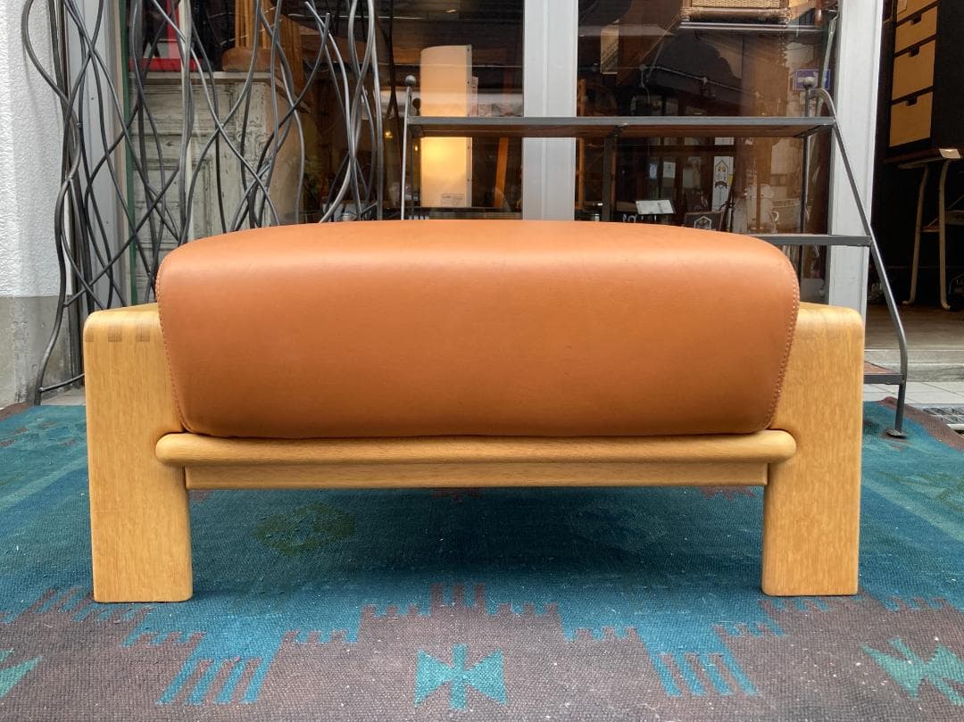 良品・現行☆旭川‐カンディハウス／ボルス／オットマン・スツール／キャメルレザー