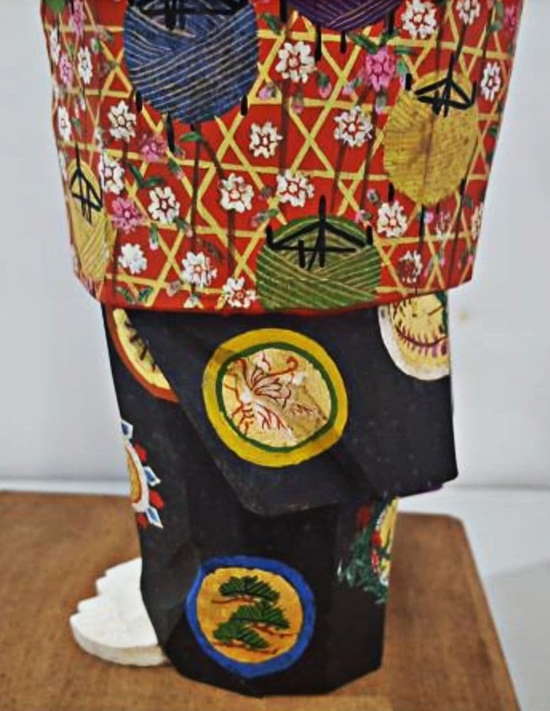 一刀彫 泉鶴寿斎 作 在銘 木彫極彩色能人形