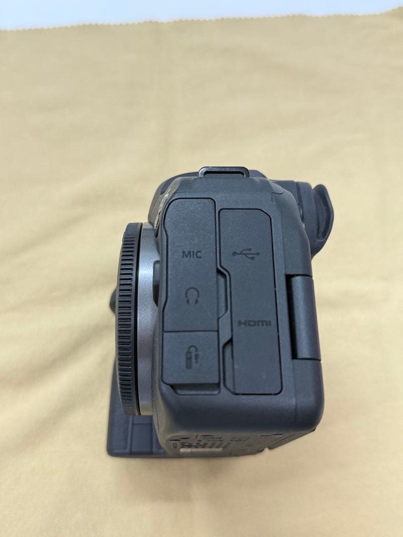 Canon EOS R6 ボディのみ　本体