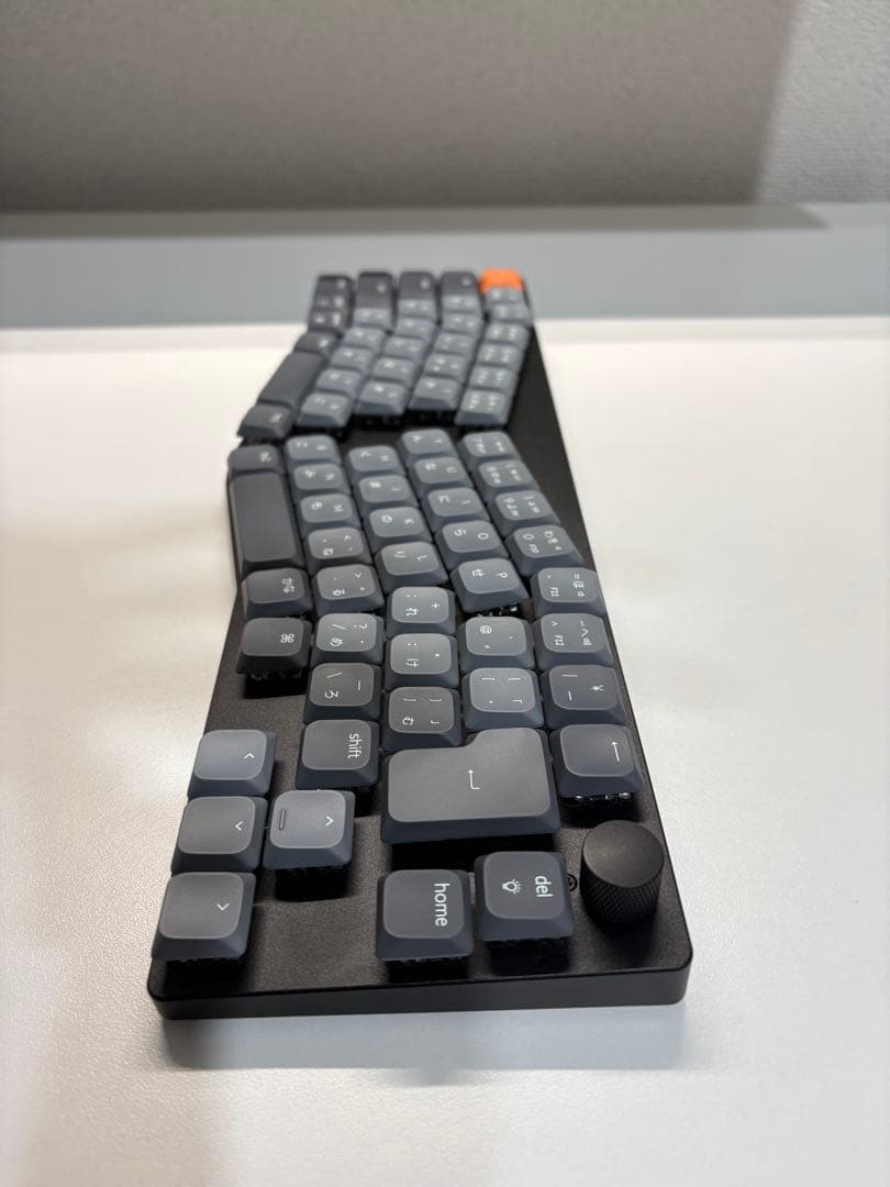 Keychron K11 Max （日本語配列） 茶軸 白いバックライト