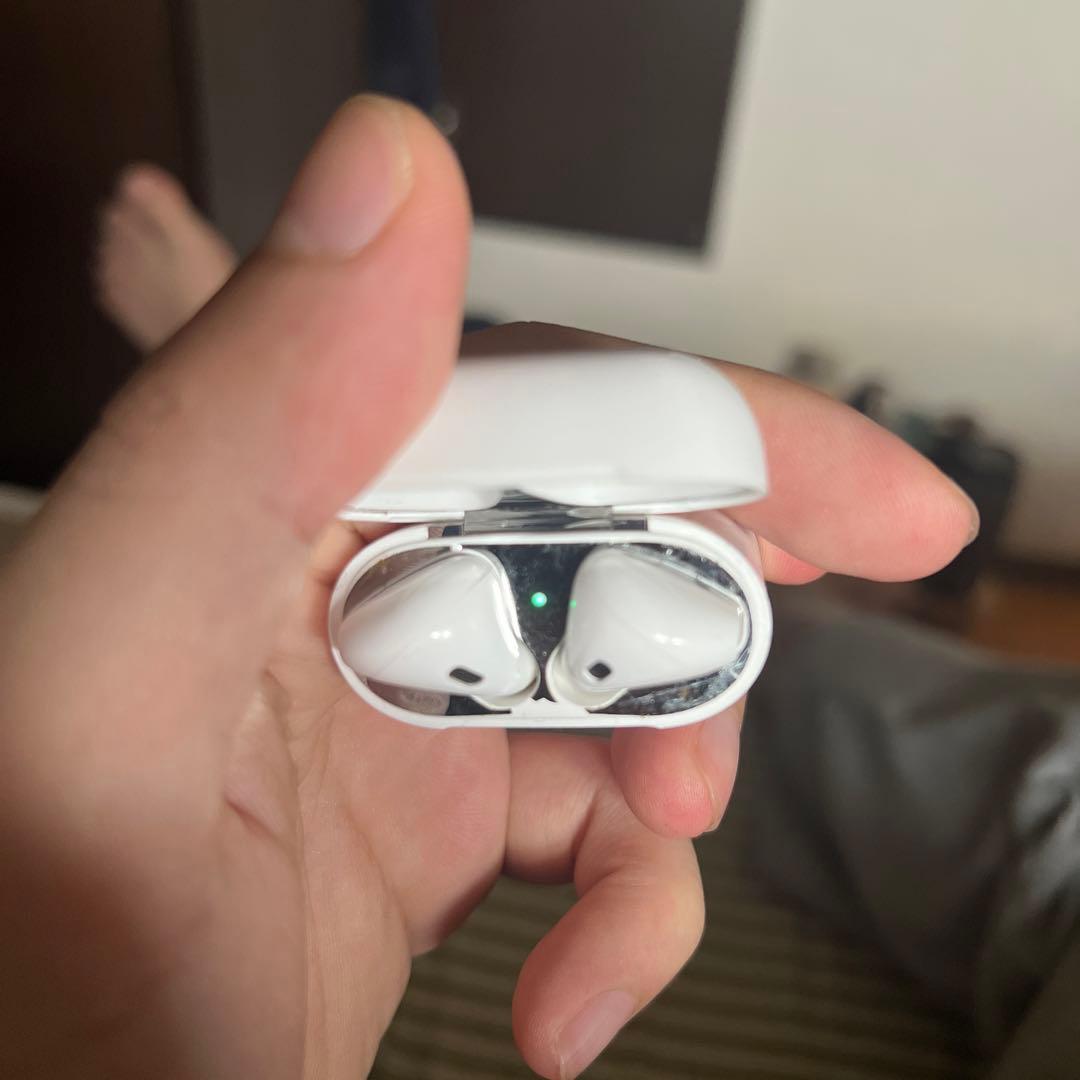 Apple Bluetoothワイヤレスイヤホン AirPods PV7N2J…