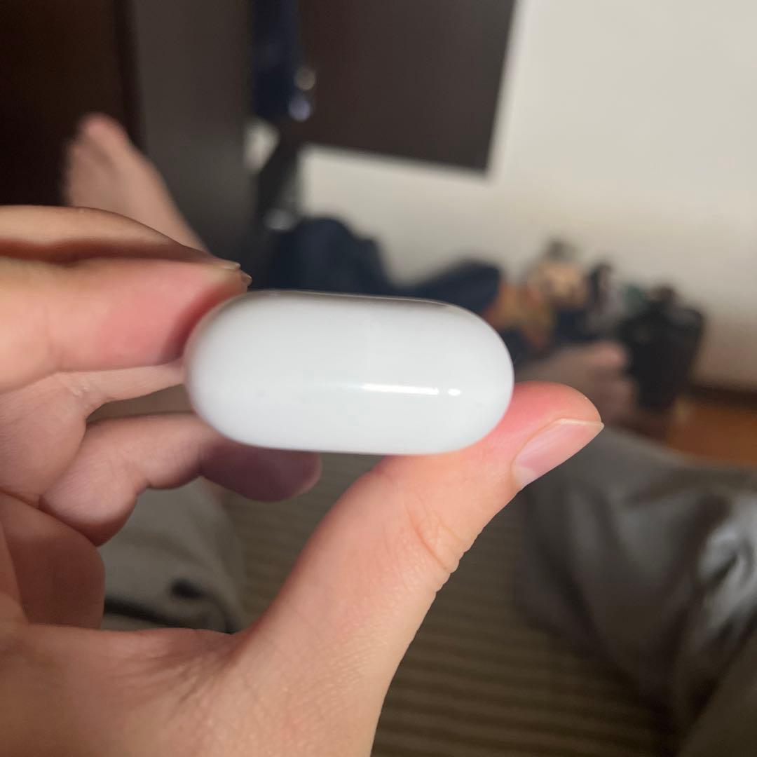 Apple Bluetoothワイヤレスイヤホン AirPods PV7N2J…