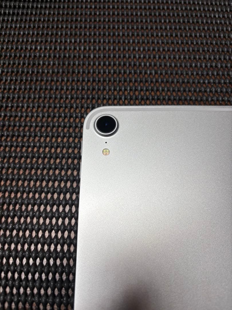 美品　Apple iPad Pro11インチ　第一世代　即日発送